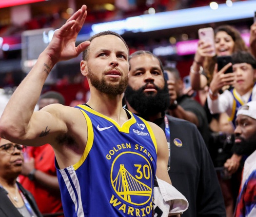 Golden State Warriors gần như chắc vé Play-in, đáp trả màn “gáy sớm" của cầu thủ Rockets