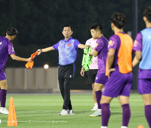 HLV Hoàng Anh Tuấn toan tính gì khi U23 Việt Nam đá kín tại Qatar?