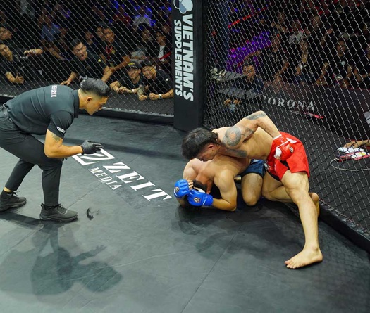 Cựu trọng tài tung cú knockout nhanh thứ 2 lịch sử LION Championship