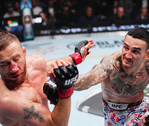 Max Holloway đột phá BXH UFC, Arman Tsarukyan leo Top 1 hạng nhẹ