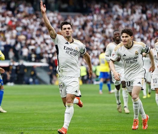 Bảng xếp hạng La Liga mới nhất: Real Madrid lên ngôi vô địch
