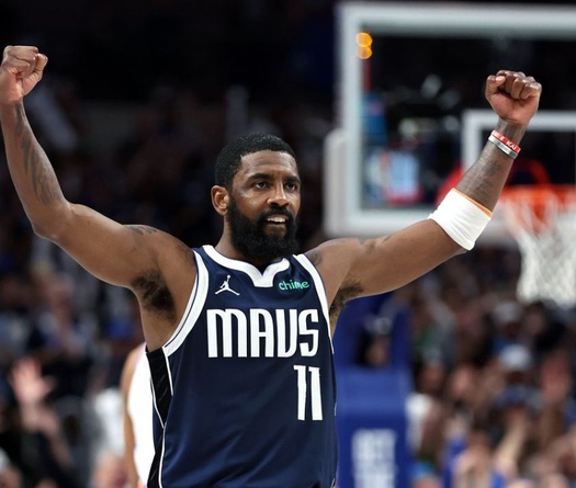 Dallas Mavericks phá chiến thuật “hack” của Thunder, dẫn trước 2-1 bán kết miền Tây NBA Playoffs 2024