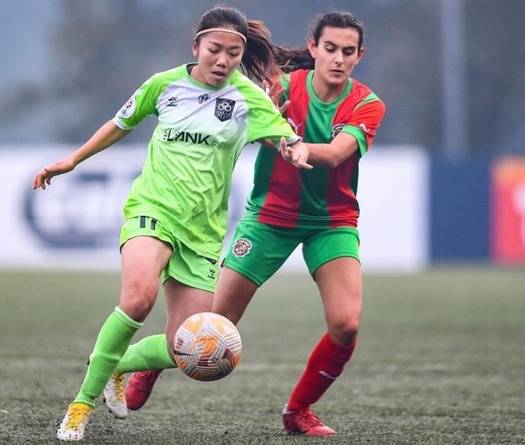 Đội bóng của Huỳnh Như thoát hiểm ngoạn mục, vẫn nơm nớp lo sợ xuống hạng