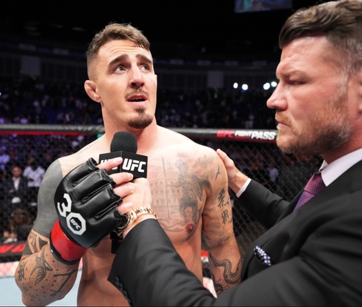 Tom Aspinall phàn nàn về giờ thi đấu oái ăm của UFC 304