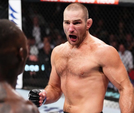 UFC 302: Sean Strickland sẵn sàng "chết trong bể máu" với Paulo Costa