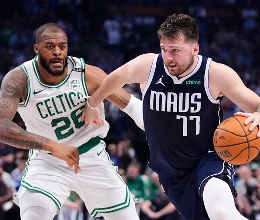 Boston Celtics lơ là, Luka Doncic cùng Dallas chiến thắng với cách biệt lịch sử tại NBA Finals