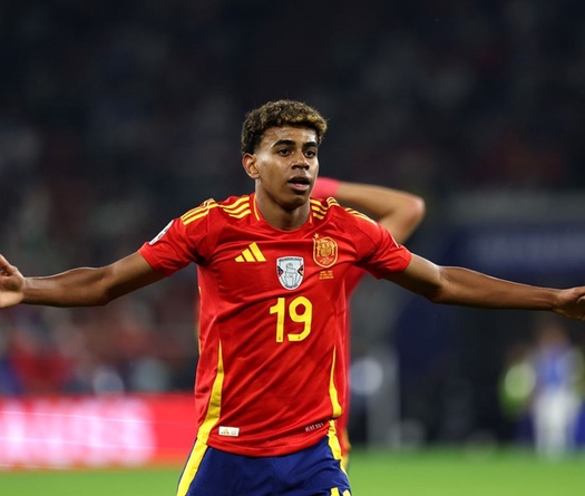 Bán kết EURO 2024: Lamine Yamal phá kỷ lục tồn tại 66 năm của huyền thoại bóng đá Pele