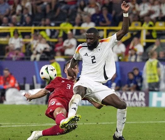 Tăng chỉ số cầu thủ EU24 FC Online vòng 1/8