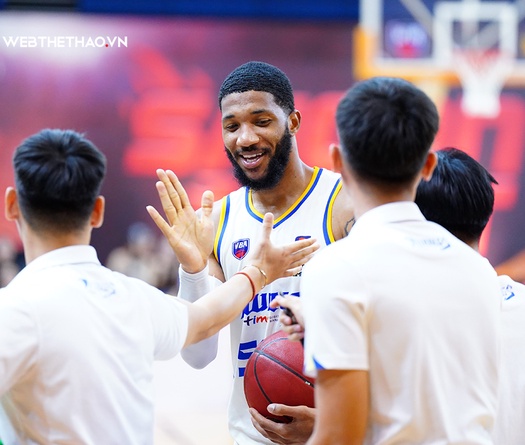 Hạ gục Saigon Heat ngay tại CIS, Ho Chi Minh City Wings ngắt mạch thua kéo dài 3 tuần