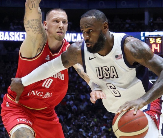 LeBron James gánh cả đội trên vai, tuyển Mỹ thắng nghẹt thở nhà vô địch FIBA World Cup 2023