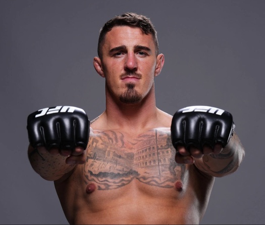 Tom Aspinall dùng "bí thuật Digan" để có nắm đấm cứng nhất cho UFC 304