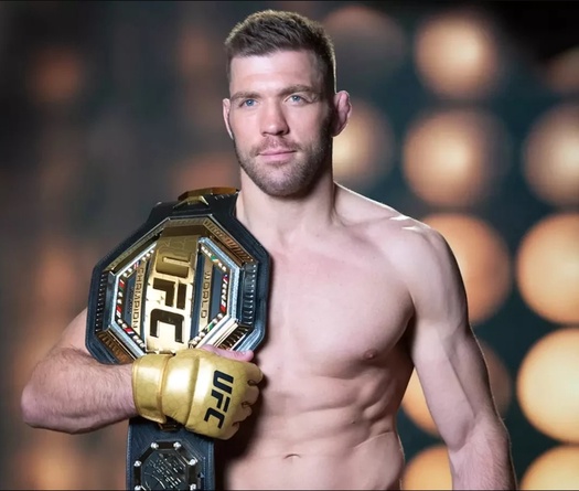 Dricus Du Plessis, Dan Hooker thăng tiến vượt bậc sau UFC 305