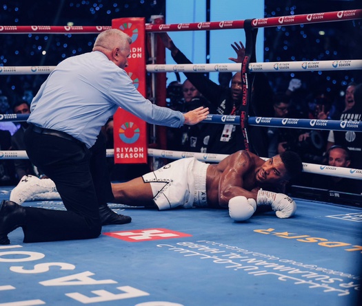 Anthony Joshua nên giải nghệ: Lời khuyên sau trận thua đáng buồn 