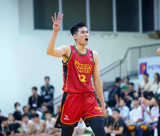 Nguyễn Huỳnh Phú Vinh cùng Saigon Heat lập kỷ lục 3 điểm ở VBA Finals 2024