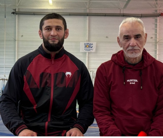 Khamzat Chimaev: Tìm thầy cũ, giải quyết nỗi lo quá tải trước UFC 308