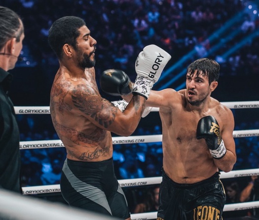  Artem Vakhitov - Kình địch từng đánh bại Alex Pereira gia nhập UFC