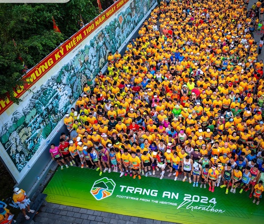 361° - Thương hiệu thể thao quốc tế đồng hành cùng 5000 VĐV chinh phục Tràng An Marathon 2024