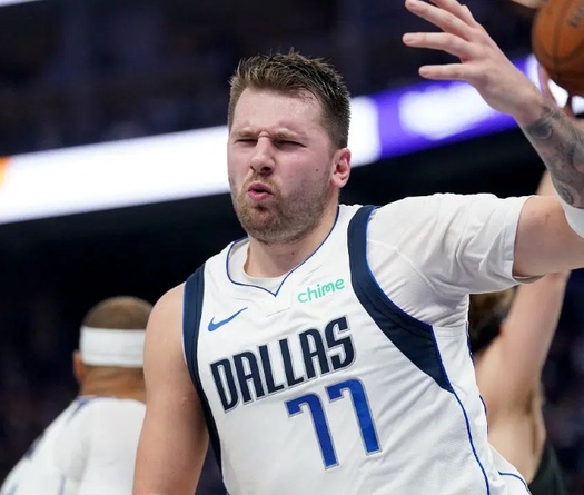 Dù toả sáng với 37 PTS, Luka Doncic mắc sai lầm khó tin khiến Dallas Mavericks thua tức tưởi