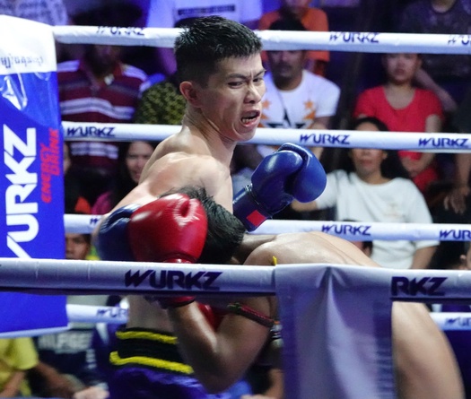 Huỳnh Văn Tuấn hạ võ sĩ Campuchia, "làm nóng" trước trận giành vé ONE Championship