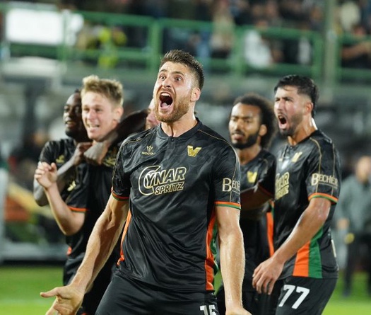 Tỷ lệ bóng đá trận Venezia vs Lecce, 2h45 ngày 26/11, Serie A