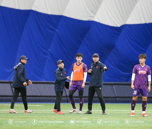 HLV Kim Sang Sik “mổ xẻ”, phân tích trước trận gặp Lào