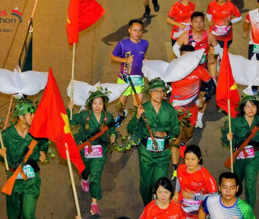 Những hình ảnh ấn tượng tại Viettel Marathon 2024 chặng Việt Nam