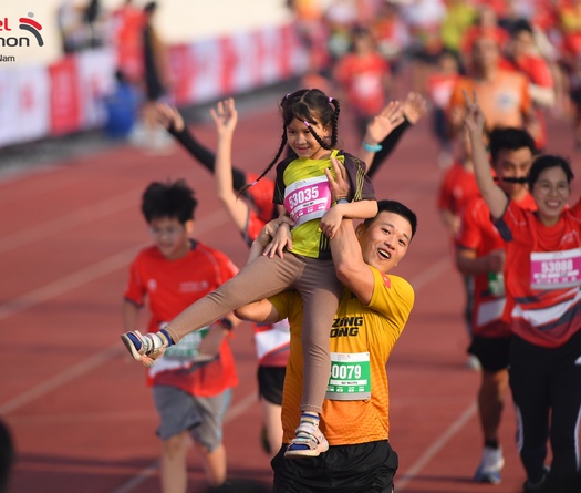 Viettel Marathon Hà Nội - Việt Nam 2024: Nơi gắn kết, sẻ chia yêu thương