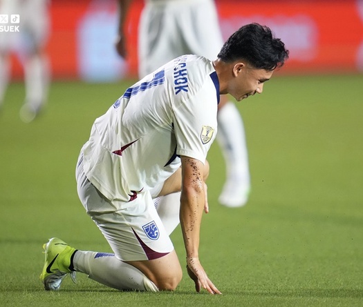 Thái Lan thua sốc Philippines ở phút bù giờ