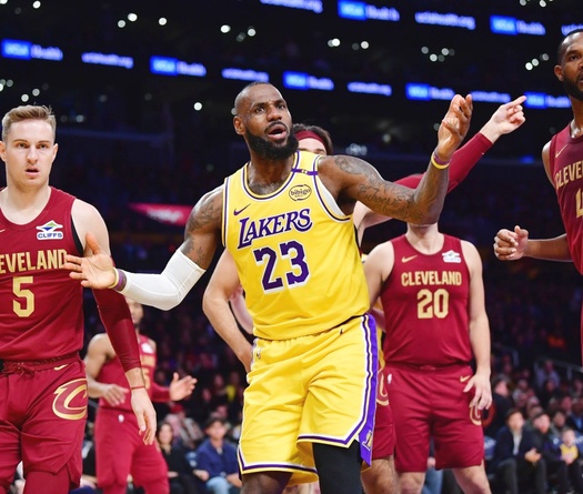 Cleveland Cavaliers đánh bại cả Warriors và Lakers trong hai ngày, giữ chắc vị trí số 1 toàn NBA