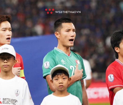 Đình Triệu nhận giải Thủ môn xuất sắc nhất của ASEAN CUP 2024