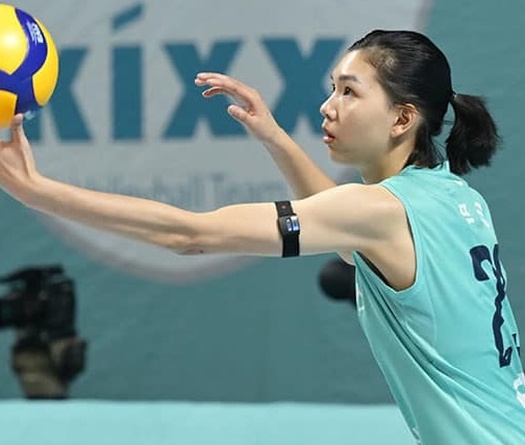 Bích Thuỷ có kịp trở về tham dự giải bóng chuyền VĐQG cùng Hoá chất Đức Giang?