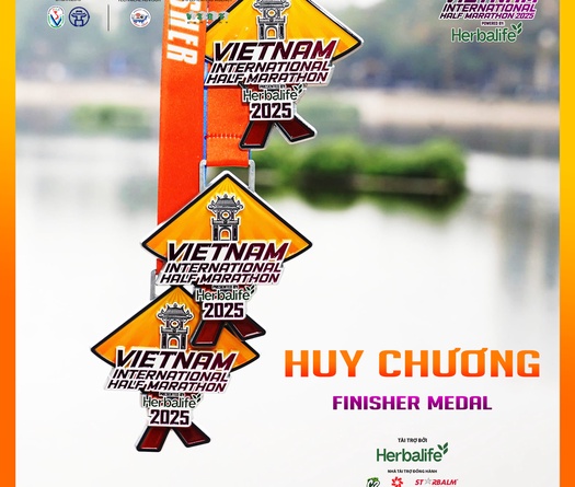 Công bố huy chương hoàn thành của Vietnam International Half Marathon 2025 powered by Herbalife 