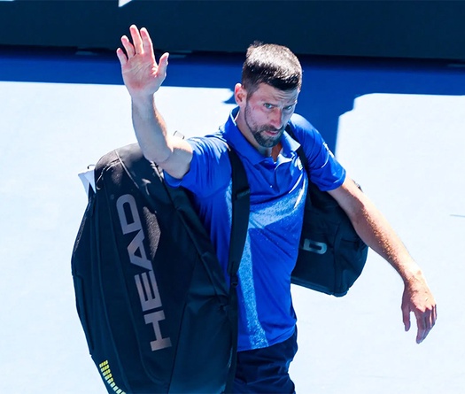 Djokovic bỏ cuộc, Zverev nhẹ nhàng vào chung kết Australian Open 2025