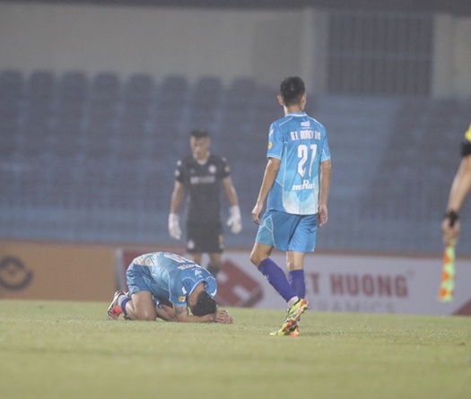 Bảng xếp hạng lượt đi V.League 2024/25: Thể Công lên đỉnh, Đà Nẵng giữ đáy