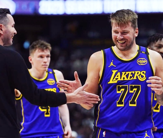 Luka Doncic và Los Angeles Lakers sẵn sàng gặp Dallas sau bom tấn chuyển nhượng rung chuyển NBA