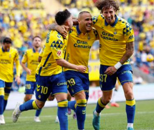 Nhận định bóng đá Valladolid vs Las Palmas: Buồn ngủ gặp chiếu manh