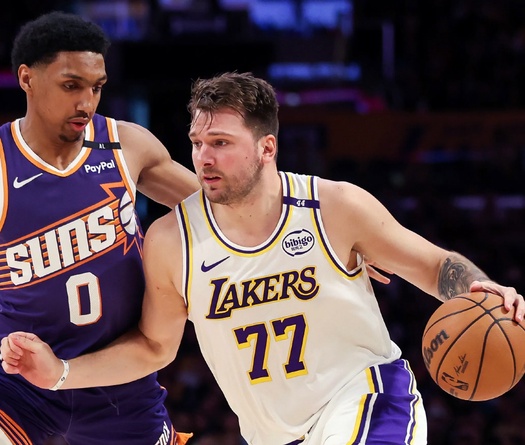 Đả bại Durant và Phoenix Suns, Los Angeles Lakers tìm lại cảm giác chiến thắng