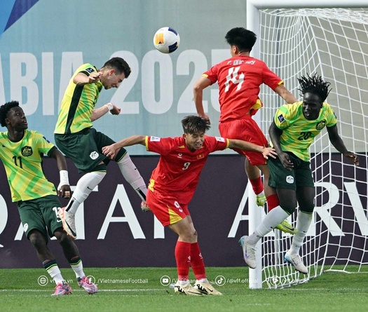 U17 Việt Nam kiên cường cầm hòa U17 Australia