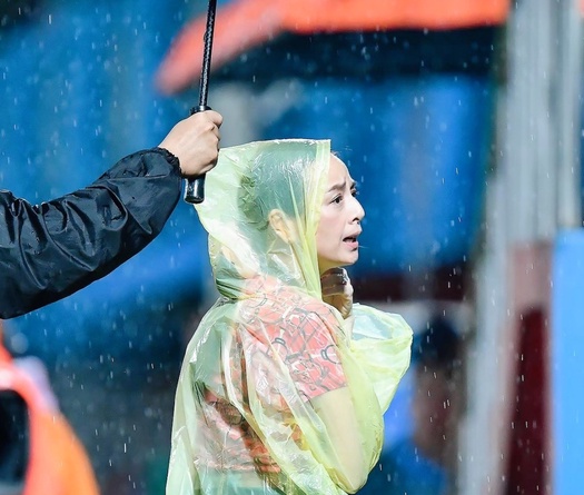 Tâm sự “xé lòng” của Madam Pang khi U17 Thái Lan hết cửa dự World Cup