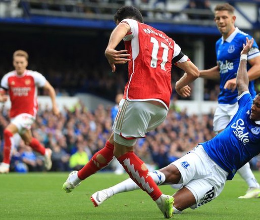 Dự đoán Arsenal vs Brentford, 23h30 ngày 12/4, Ngoại hạng Anh 2024/25