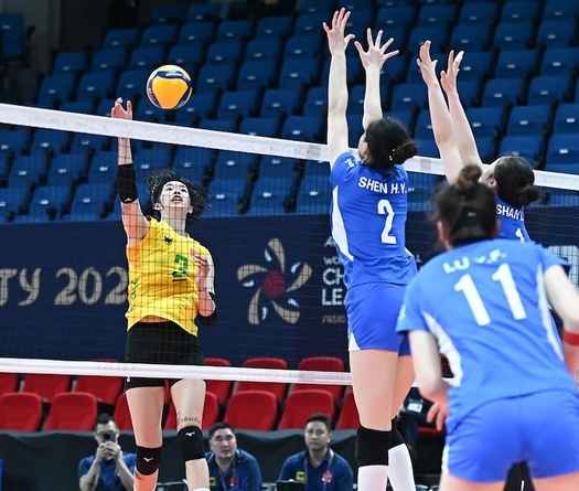 Thanh Thuý bất ngờ lần đầu nhận danh hiệu đối chuyền xuất sắc nhất tại AVC Champions League