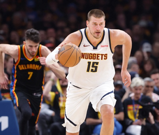 Nikola Jokic ghi 42 điểm, Aaron Gordon ném game-winner hạ gục OKC Thunder tại Game 1 NBA Playoffs 2025
