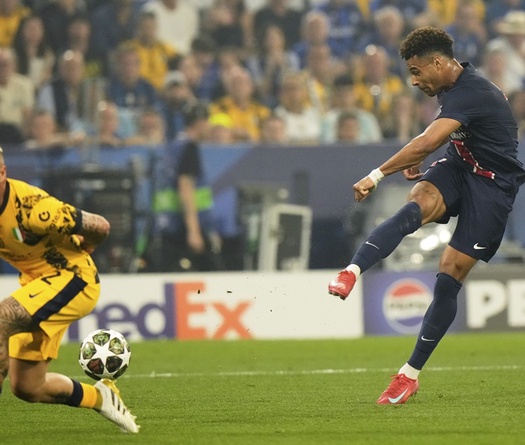 Bàn thắng của PSG ở chung kết Champions League xuất phát từ một pha cứu bóng
