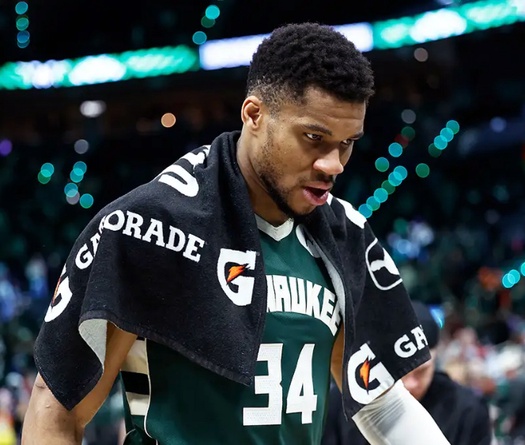 Chuyển nhượng NBA: Những tin đồn Giannis Antetokounmpo "đi săn nhẫn"… bất ngờ biến mất?