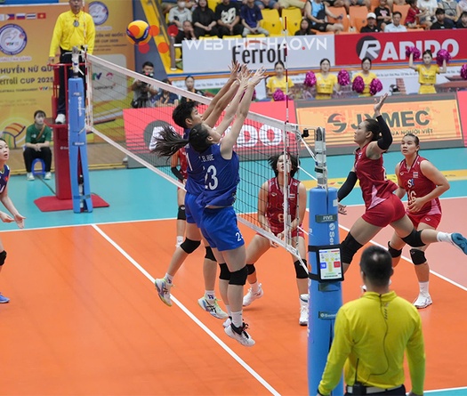 Bóng chuyền nữ U21 Việt Nam thể hiện bộ mặt tích cực trước U21 Thái Lan