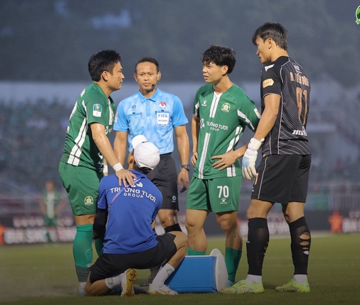 CLB của Công Phượng chia tay “Ronaldo Việt Nam” và gần nửa đội hình