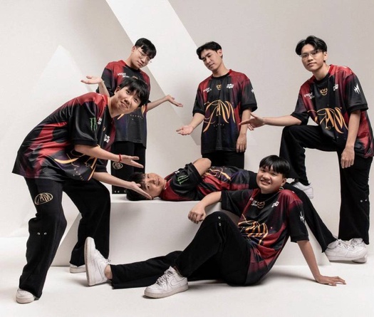 Trực tiếp LMHT Esports World Cup 2025 hôm nay 20/7: T1 vs G2