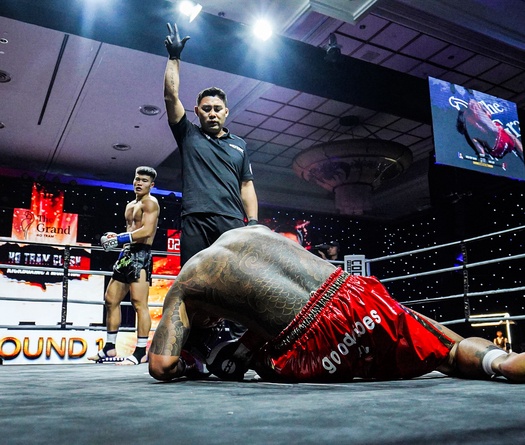 Kiều Duy Quân đấm gục kickboxer bất bại Hàn Quốc chỉ sau 1 phút