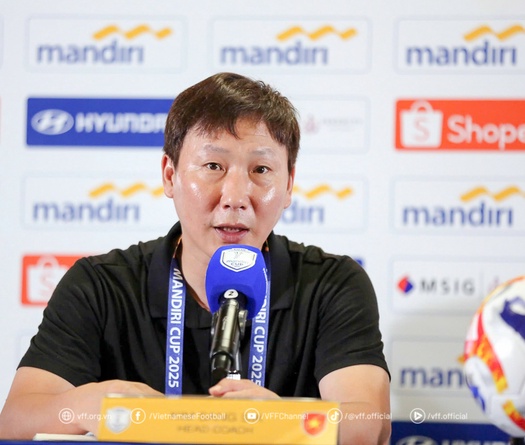 HLV Kim Sang Sik tuyên bố: “U23 Việt Nam sẽ thắng Philippines”