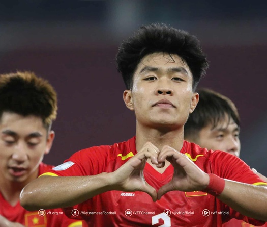 Hậu vệ U23 Việt Nam ghi bàn giỏi hơn cả tiền đạo: HLV Kim Sang Sik mừng hay lo?